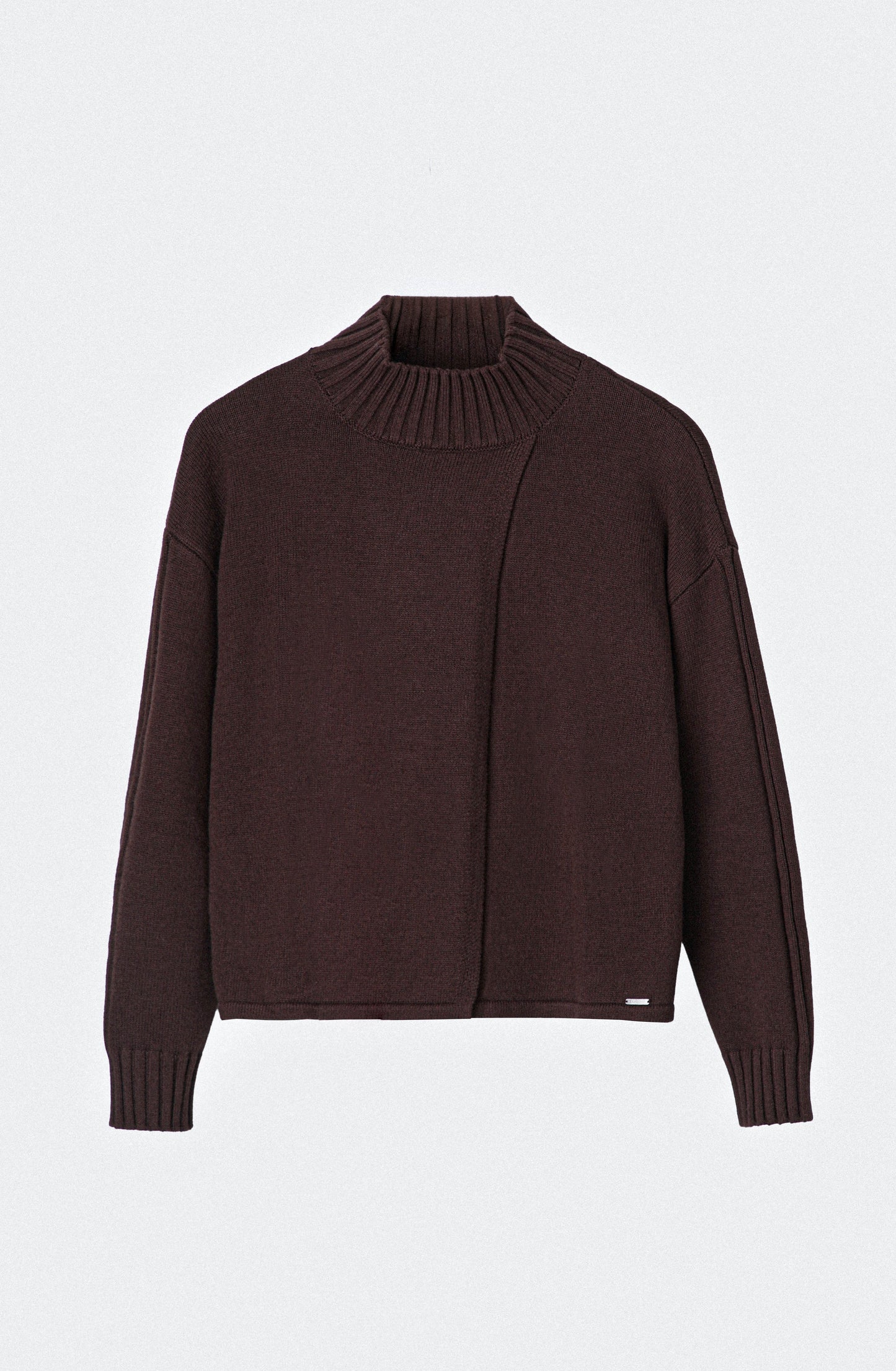 Sweater Cuello Alto Abertura Brown