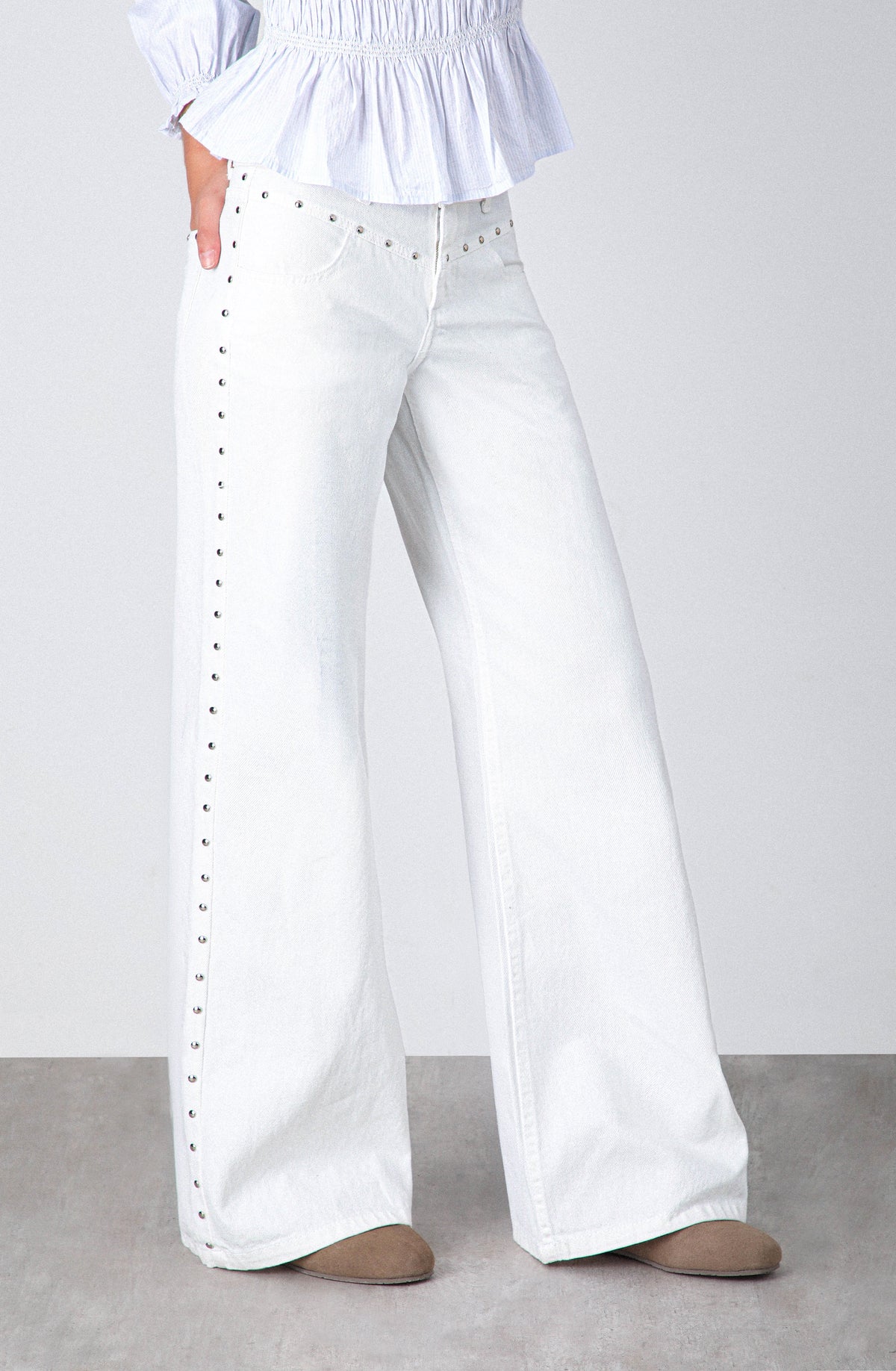 Pantalón Tachas Frontales White