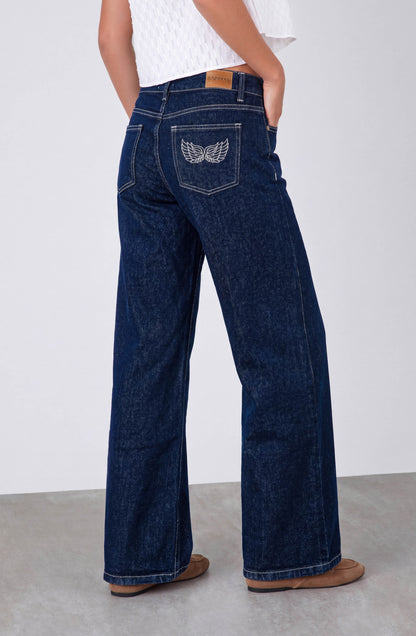 Pantalón Bordado Alas