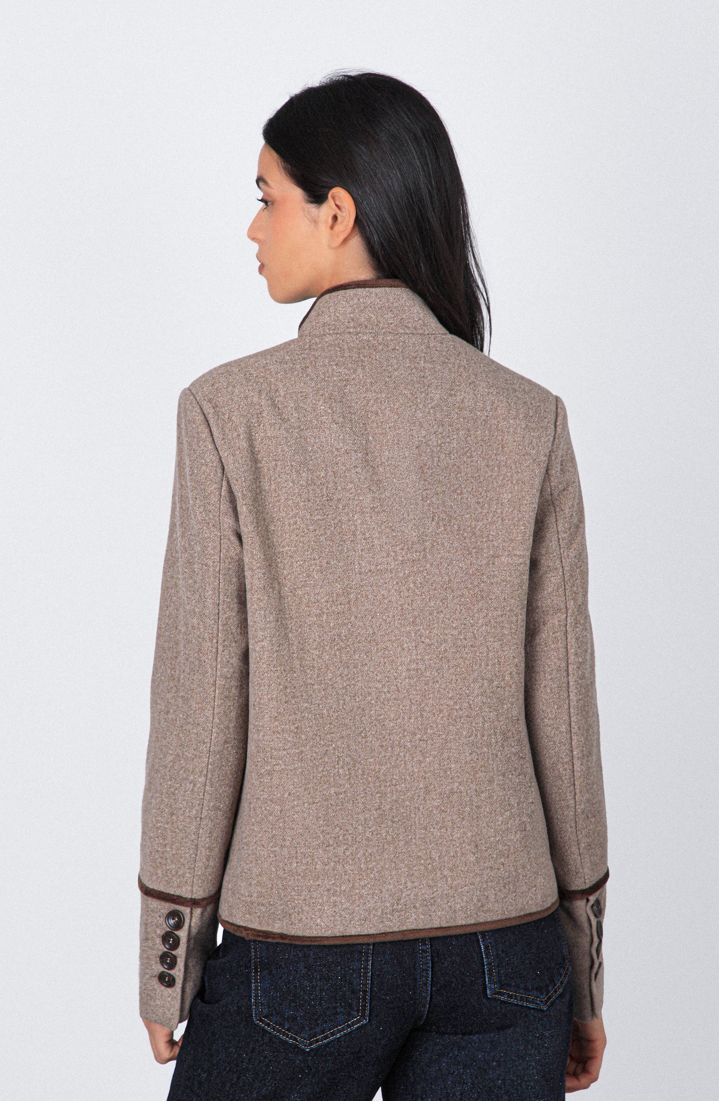 Casaca Cruzada Cuello Mao Beige