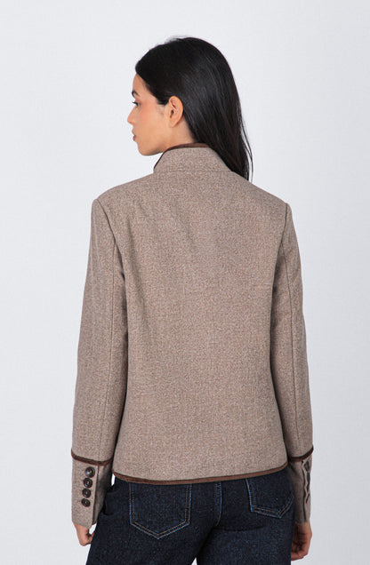 Casaca Cruzada Cuello Mao Beige