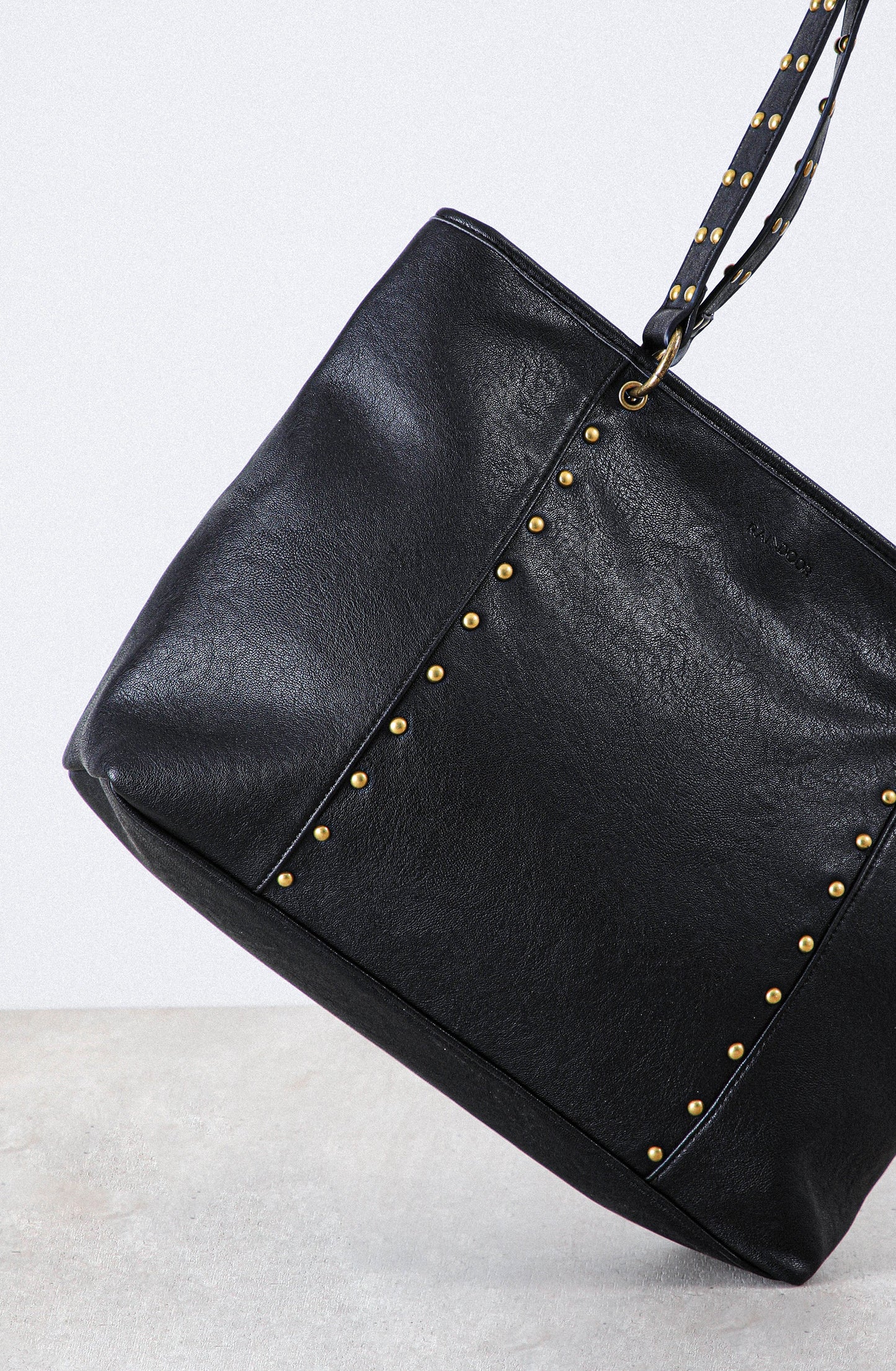 Shopper Tachas Black
