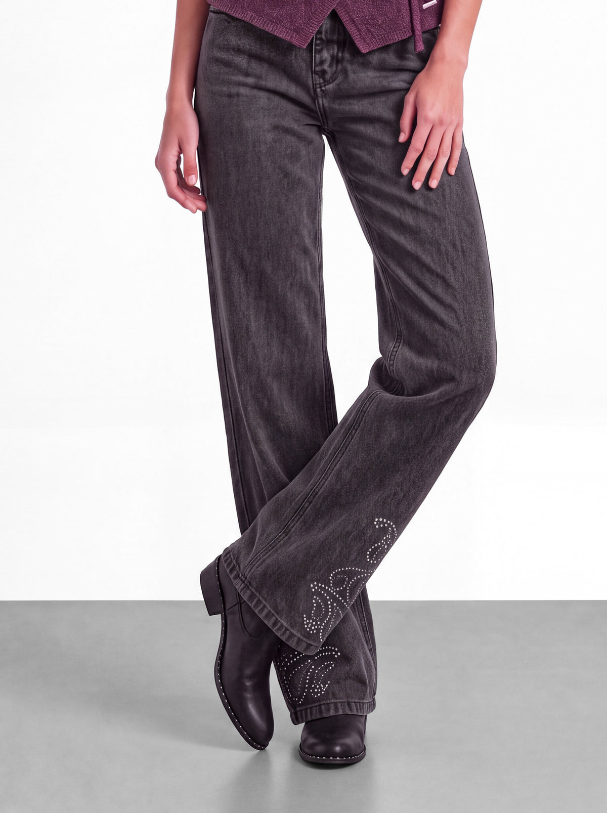 Pantalón Tachas Paisley Grey